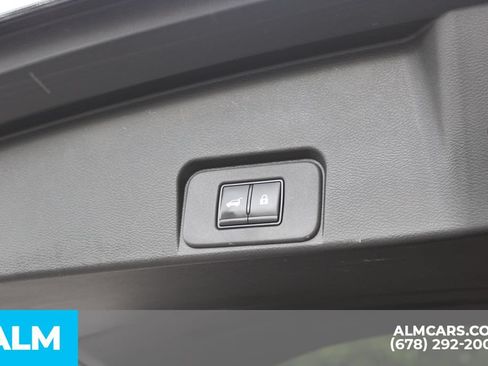 Used 2024 Nissan Rogue SV FWD image 22