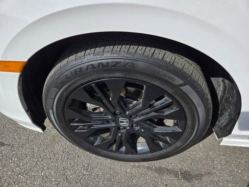 Used 2025 Honda Odyssey Sport-L image 4