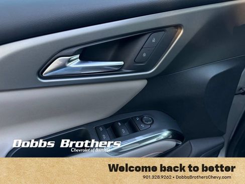 Used 2026 Chevrolet Traverse LT w/ Driver Confidence Package FWD image 15