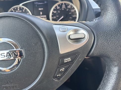 Certified 2018 Nissan Sentra SV image 18