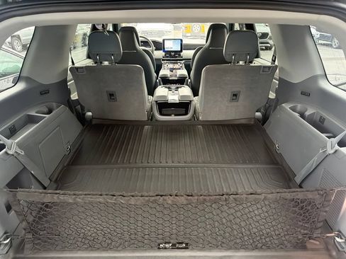 Used 2020 Lincoln Navigator Reserve w/ Luxury Package AWD/4WD image 9