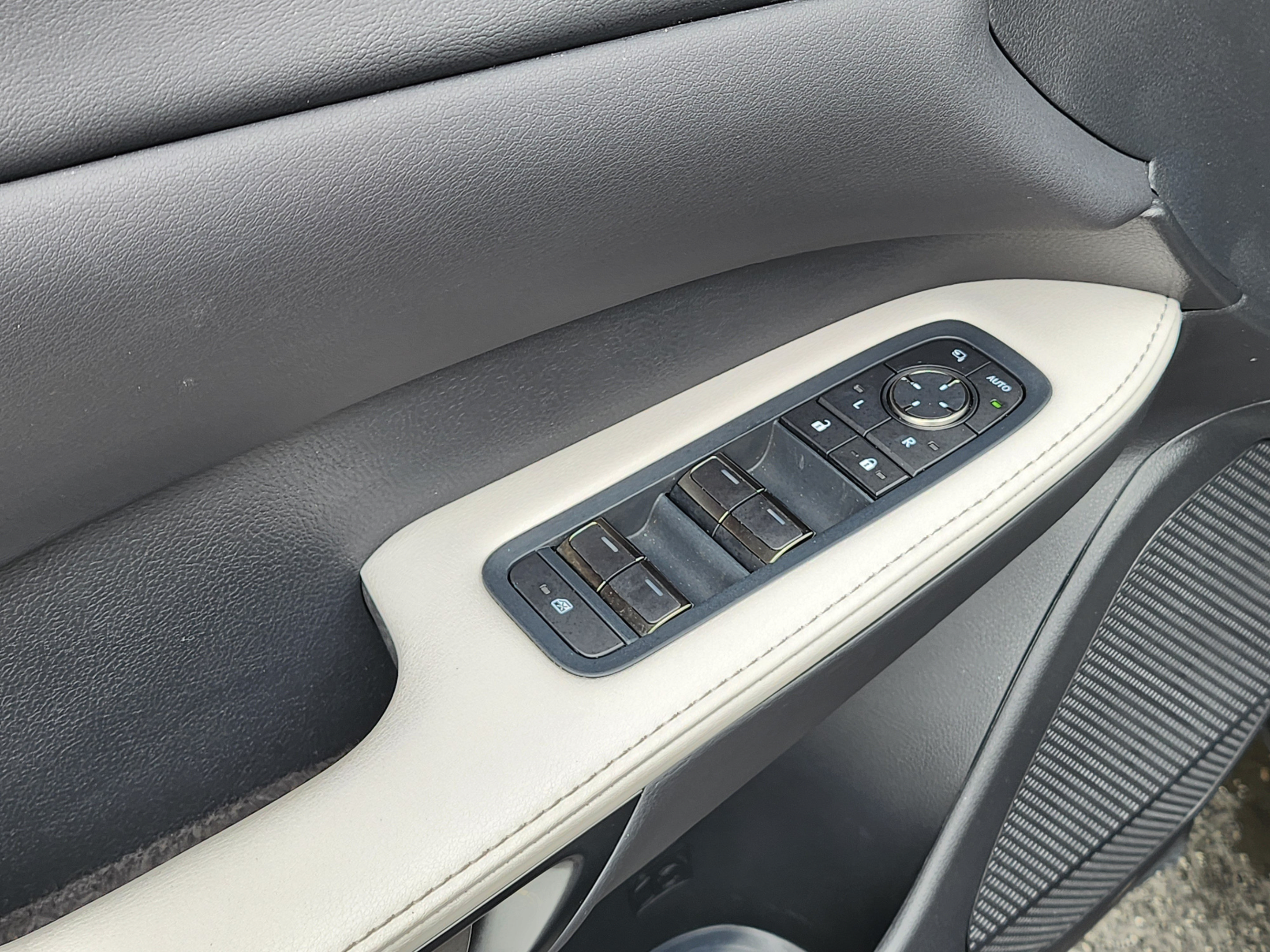 Certified 2025 Lexus RX 350 Premium Plus w/ Convenience Package FWD image 13