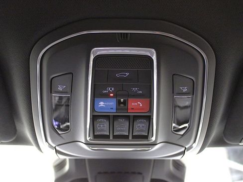 New 2026 Jeep Cherokee Overland w/ Advanced Pro Tech Group image 29