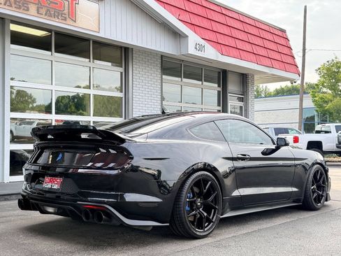 Used 2020 Ford Mustang GT w/ GT Performance Package RWD image 3