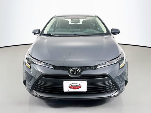 Used 2026 Toyota Corolla LE FWD image 2