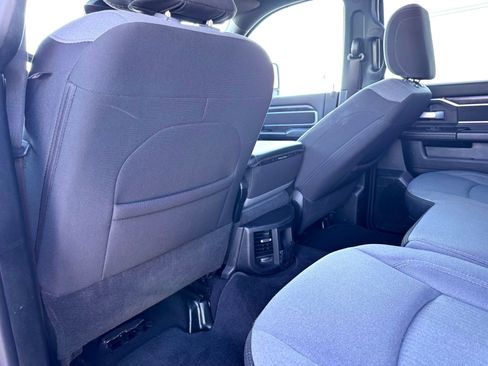 Used 2024 RAM 3500 Big Horn image 17