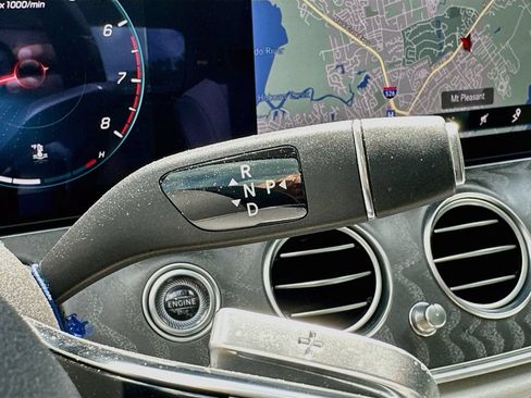 Used 2022 Mercedes-Benz E 350 Sedan image 17