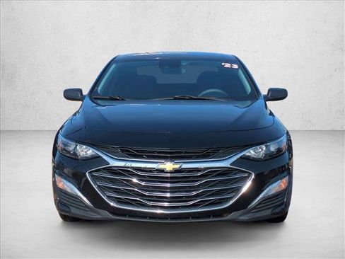 Used 2023 Chevrolet Malibu LS image 2