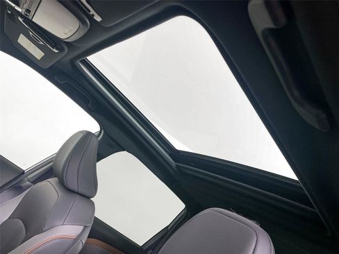 New 2026 Subaru Forester Sport AWD/4WD image 17