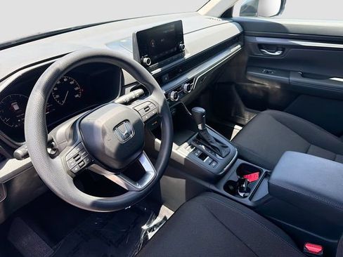 Used 2024 Honda CR-V LX image 9