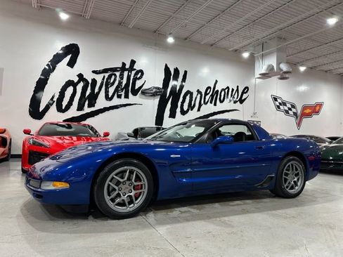 Used 2002 Chevrolet Corvette Z06 w/ Memory Pkg RWD image 1