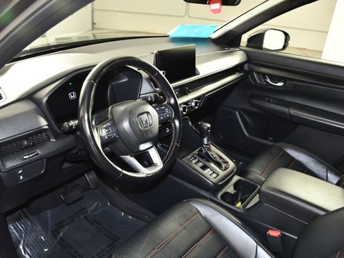 Certified 2025 Honda CR-V Sport-L image 2