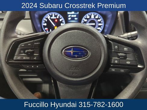 Used 2024 Subaru Crosstrek 2.0i Premium image 15