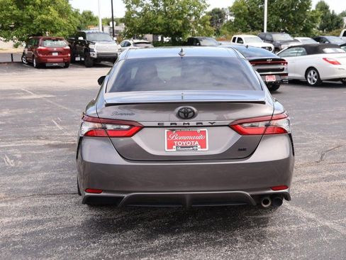 Used 2023 Toyota Camry SE w/ Convenience Package FWD image 6
