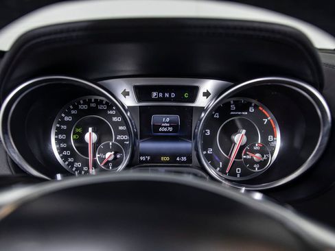 Used 2014 Mercedes-Benz SL 63 AMG image 22
