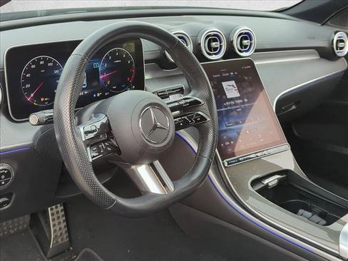 Used 2023 Mercedes-Benz C 300 Sedan image 9