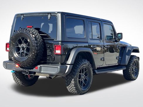 Used 2024 Jeep Wrangler Unlimited image 31