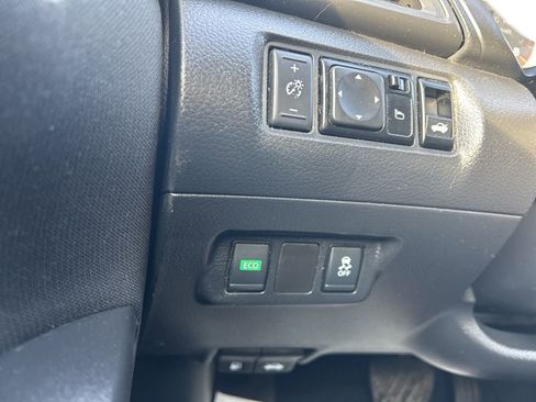 Used 2019 Nissan Sentra S FWD image 28
