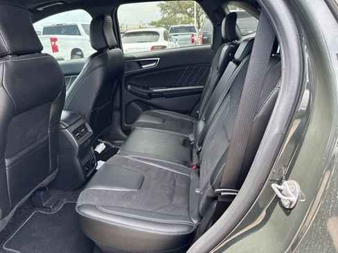 Used 2024 Ford Edge ST w/ Equipment Group 401A AWD/4WD image 12