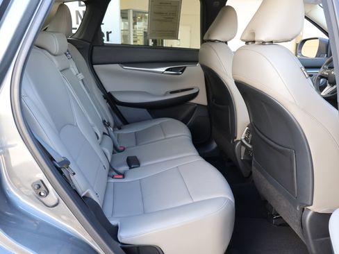 Certified 2023 INFINITI QX50 Luxe image 21