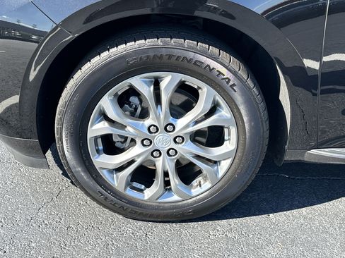 Used 2018 Buick Enclave Avenir w/ Avenir Technology Package image 11