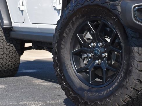 Used 2024 Jeep Wrangler Willys 4xe image 13