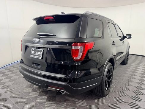 Used 2018 Ford Explorer XLT FWD image 7