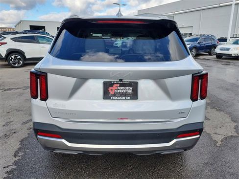 New 2025 Kia Sorento EX w/ EX Panoramic Sunroof Package image 4