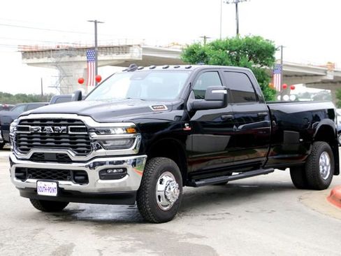 New 2026 RAM 3500 Tradesman image 7