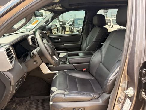 Used 2023 Toyota Tundra Platinum AWD/4WD image 6
