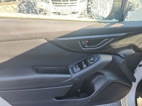 Used 2023 Subaru Crosstrek 2.0i image 12