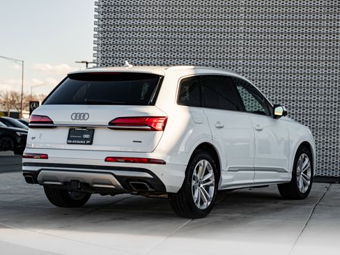 Certified 2025 Audi Q7 3.0T Premium Plus w/ Premium Plus Package image 4
