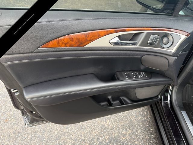 Certified 2020 Lincoln MKZ Reserve w/ Monochromatic Package FWD image 13