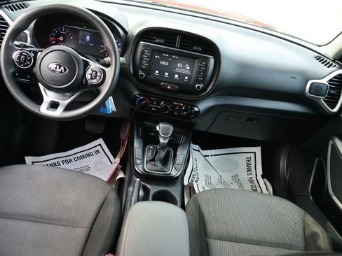 Certified 2021 Kia Soul LX FWD image 16