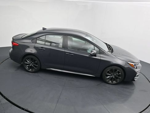 Used 2025 Toyota Corolla SE FWD image 17