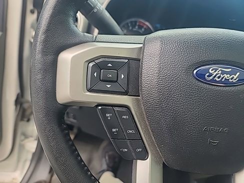 Certified 2022 Ford F350 Lariat w/ Tremor Off-Road Package AWD/4WD image 16