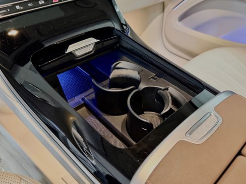 Certified 2023 Mercedes-Benz EQS 450+ 4MATIC SUV w/ Exclusive Trim Package image 31