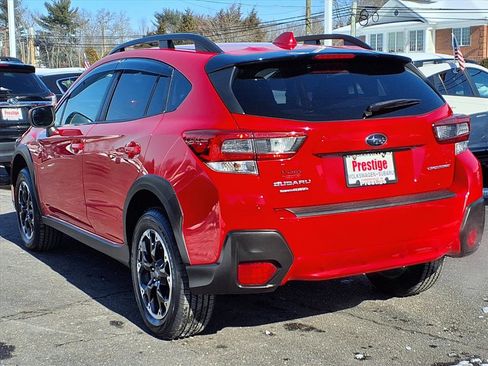 Used 2021 Subaru Crosstrek 2.0i Premium w/ Moonroof Package image 5