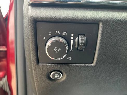 Certified 2021 Jeep Grand Cherokee Limited AWD/4WD image 21