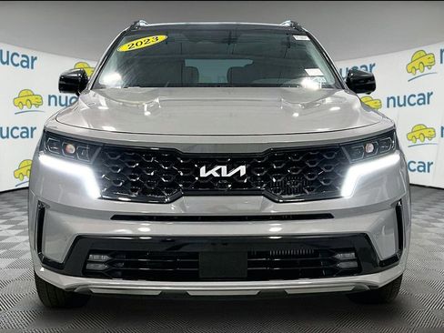 Used 2023 Kia Sorento SX AWD/4WD image 2