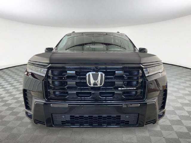 New 2026 Honda Pilot Black Edition image 9