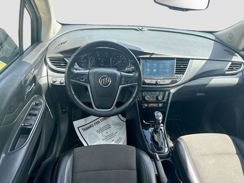 Used 2021 Buick Encore Preferred image 23