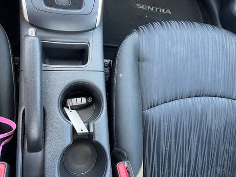 Used 2019 Nissan Sentra SV FWD image 20