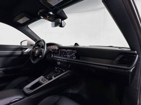 Certified 2025 Porsche 911 Carrera RWD image 17