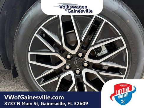 Used 2024 Ford Mustang Mach-E Premium AWD/4WD image 28