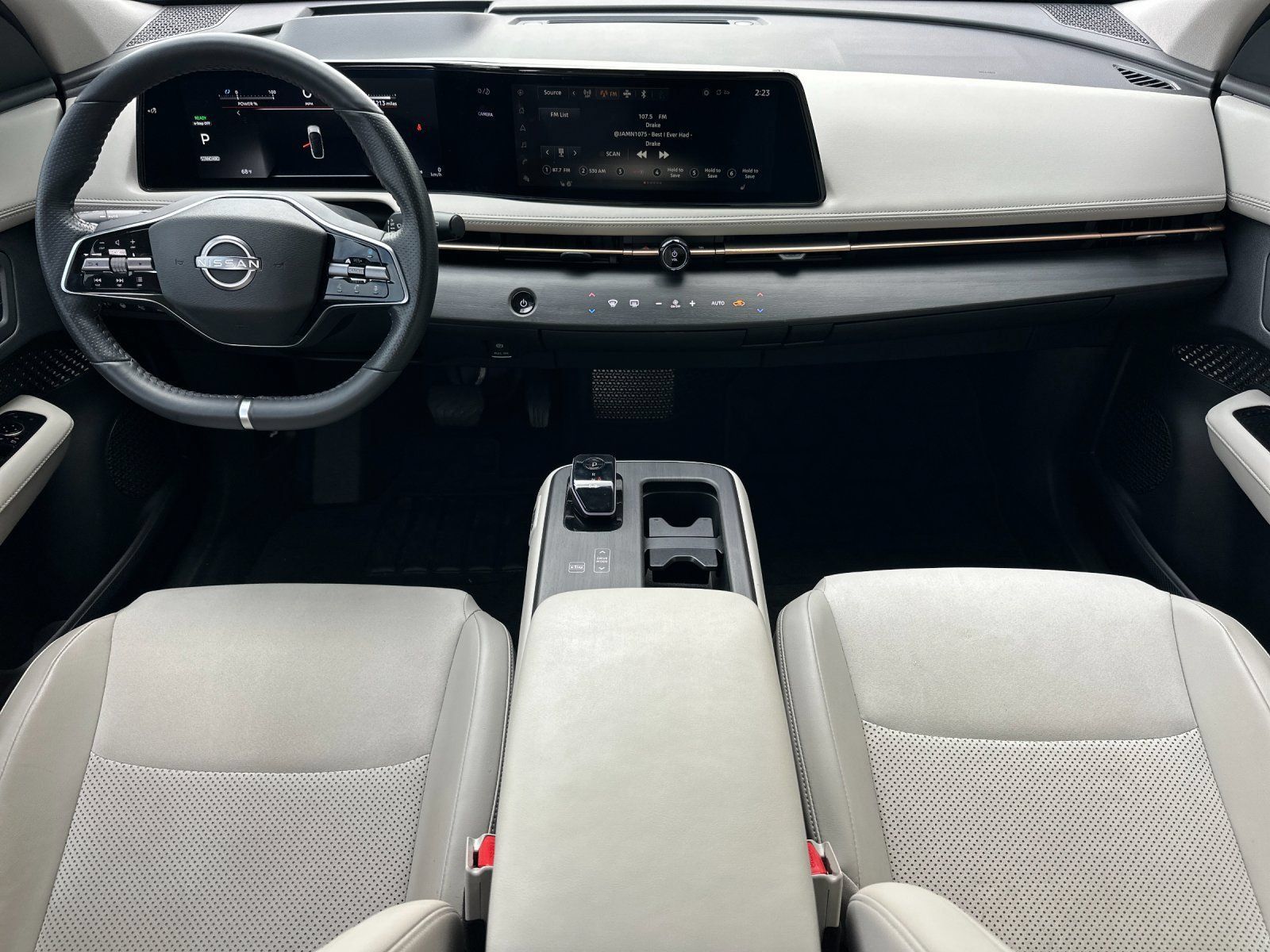 Used 2023 Nissan Ariya FWD image 12