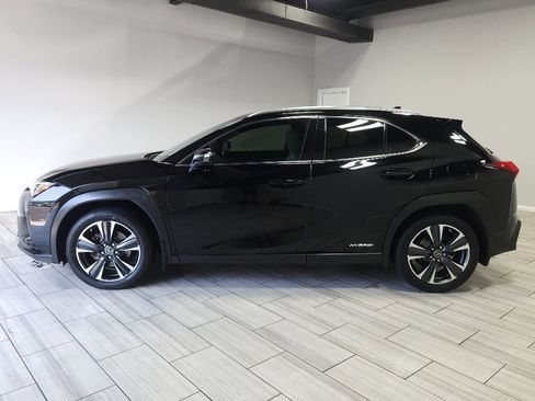 Used 2021 Lexus UX 250h w/ Premium Package image 2