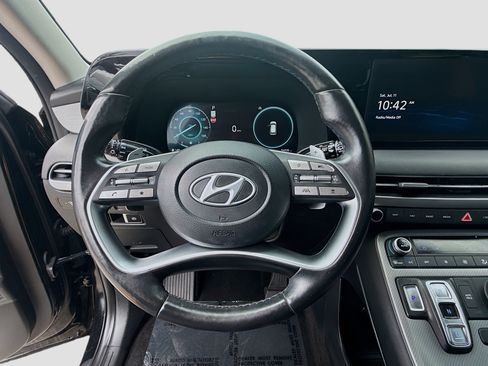 Used 2023 Hyundai Palisade SEL w/ Premium Package FWD image 8