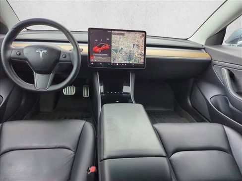 Used 2020 Tesla Model 3 Standard Range image 21