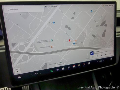 Used 2023 Tesla Model S AWD/4WD image 18